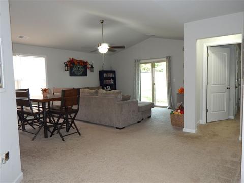 336 Crescent Cir, Duncan, SC 29334 photo 10