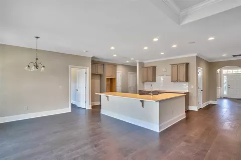 541 Cox Rd, Greer, SC 29651 photo 6