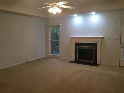 142 Meagan Dr, Moore, SC 29369 photo 4