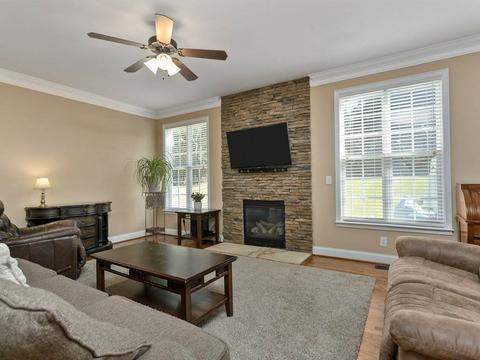 2 Cunningham Point Ct, Greer, SC 29651 photo 6