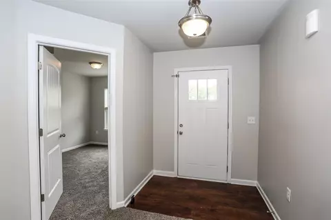 340 Crescent Cir, Duncan, SC 29334 photo 4