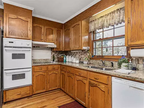 27 Rollingreen Rd, Greer, SC 29651 photo 13