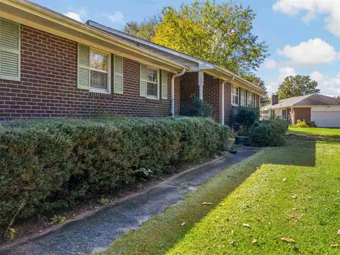 27 Rollingreen Rd, Greer, SC 29651 photo 6