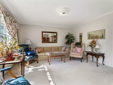 27 Rollingreen Rd, Greer, SC 29651 photo 9