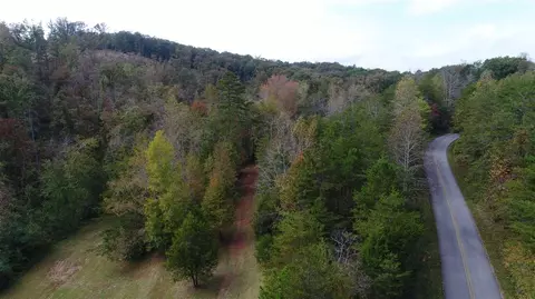147 Corn Mill Rd, Pickens, SC 29671 photo 2