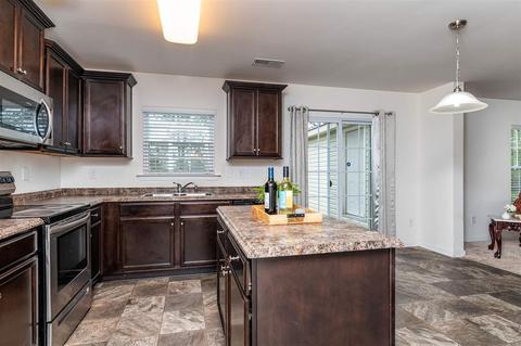 409 Saddleback Trl, Duncan, SC 29334 photo 8