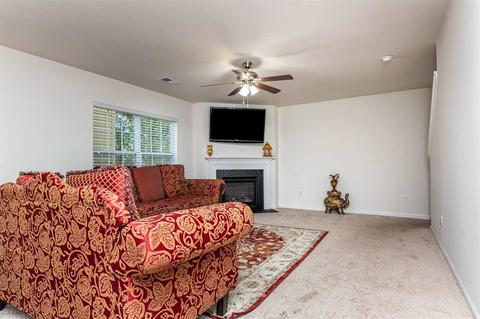 409 Saddleback Trl, Duncan, SC 29334 photo 1