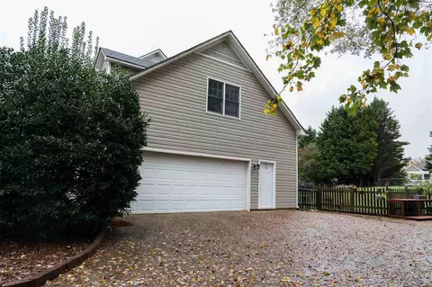 210 Donegal Dr, Moore, SC 29369 photo 3