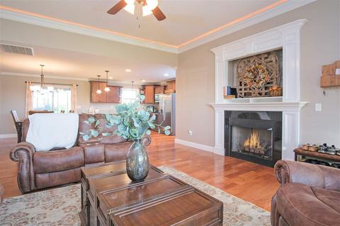120 Pullman Rd, Campobello, SC 29322 photo 9