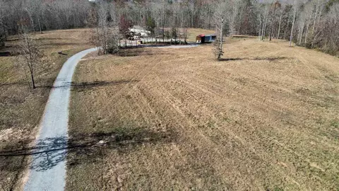 587 Fair Winds Dr, Tryon, NC 28782 photo 4