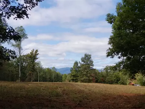 587 Fair Winds Dr, Tryon, NC 28782 photo 11