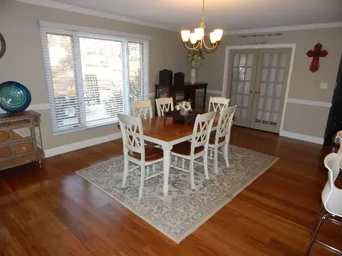 332 E Killarney Lk, Moore, SC 29369 photo 8