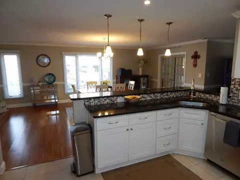 332 E Killarney Lk, Moore, SC 29369 photo 3