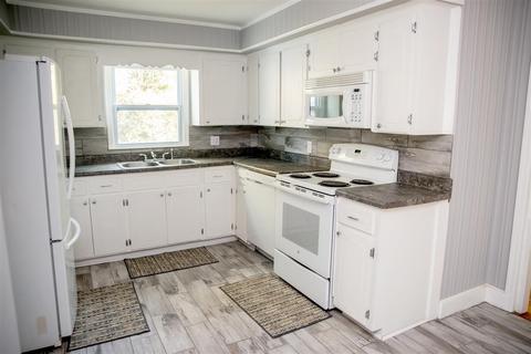 81 E Main St, Inman, SC 29349 photo 31