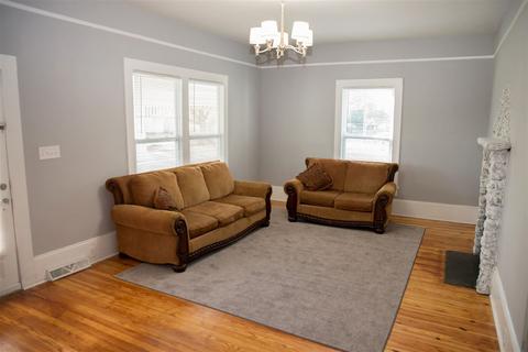 81 E Main St, Inman, SC 29349 photo 11