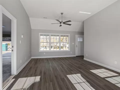 6340 S Pine St, Pacolet, SC 29372 photo 3