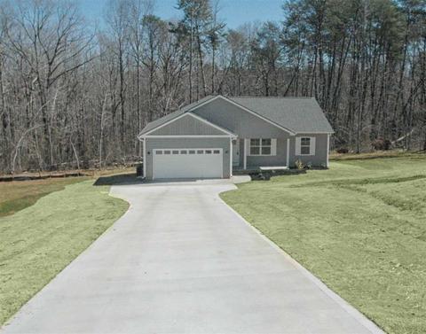 239 Settle Ave, Campobello, SC 29322 photo 1