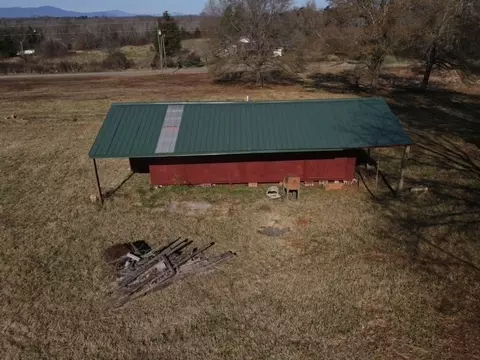 580 Christopher Rd, Campobello, SC 29322 photo 13