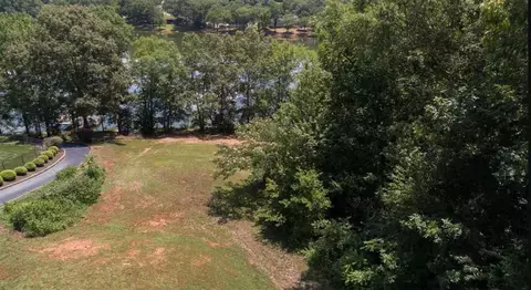 250 Johnsons Pointe Ct, Chesnee, SC 29323 photo 6