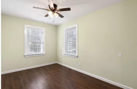 112 N Hendricks Ln, Easley, SC 29640 photo 9