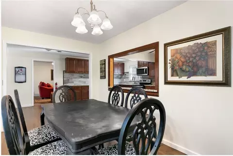 112 N Hendricks Ln, Easley, SC 29640 photo 8