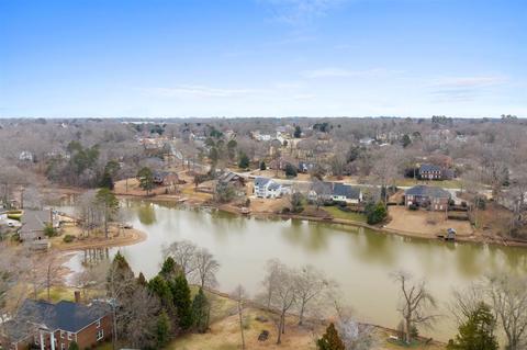 328 E Killarney Lk, Moore, SC 29369 photo 3