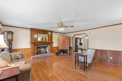 328 E Killarney Lk, Moore, SC 29369 photo 11