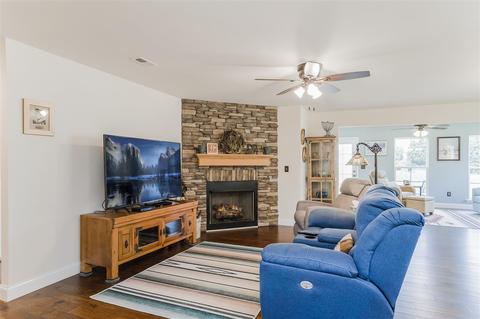 325 Blakely Ct, Lyman, SC 29365 photo 6