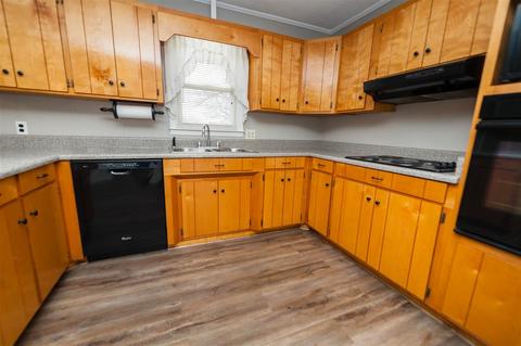 334 Thompson Rd, Chesnee, SC 29323 photo 8