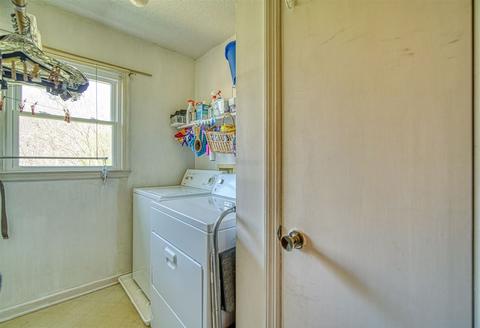 305 Pineview Dr, Moore, SC 29369 photo 16