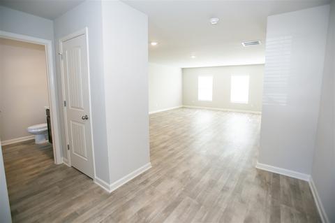 970 Equine Dr, Roebuck, SC 29376 photo 3