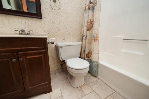 105 Graystone Dr, Moore, SC 29369 photo 17