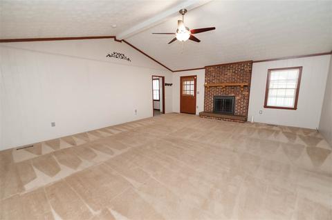 105 Graystone Dr, Moore, SC 29369 photo 3