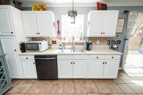 352 E Pheasant Hill Dr, Duncan, SC 29334 photo 11