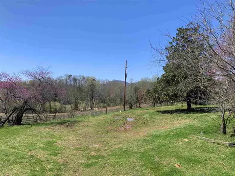 117119215 Red Barn Rd, Landrum, SC 29356 photo 3
