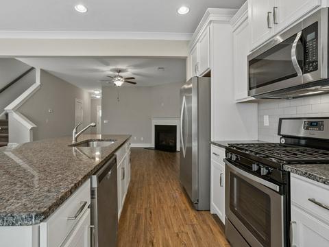 313 Hague, Duncan, SC 29334 photo 11