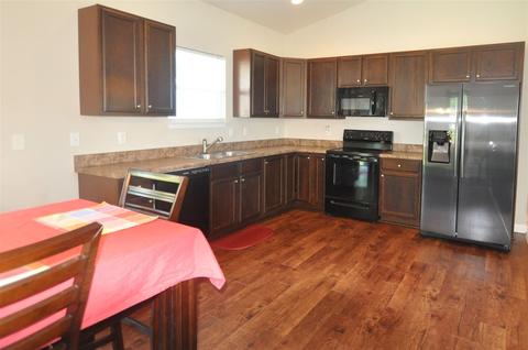 8 7th St, Greer, SC 29651 photo 6