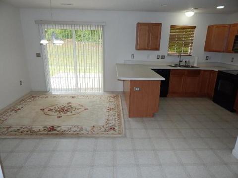 752 White Cloud Dr, Lyman, SC 29365 photo 4