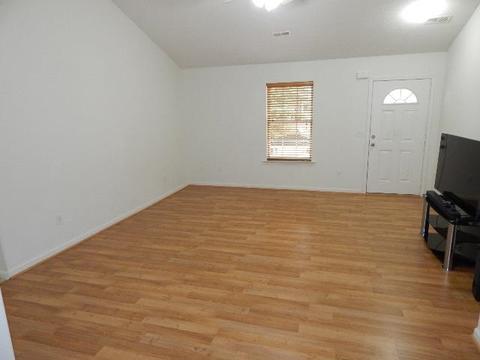 752 White Cloud Dr, Lyman, SC 29365 photo 2