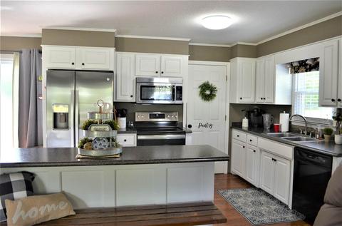 119 E Forest Dr, Union, SC 29379 photo 5