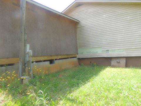 640 Ferree Rd, Campobello, SC 29322 photo 6