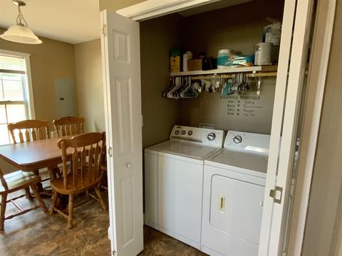 161 Rector St, Campobello, SC 29322 photo 6