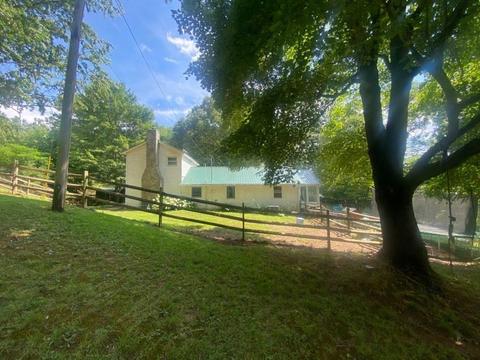 61 Country View Ln, Mill Spring, NC 28756 photo 4