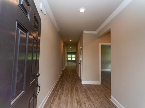 2110 Greasby Dr, Greer, SC 29650 photo 2