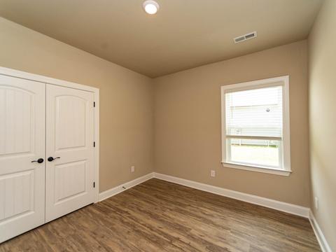 2110 Greasby Dr, Greer, SC 29650 photo 8