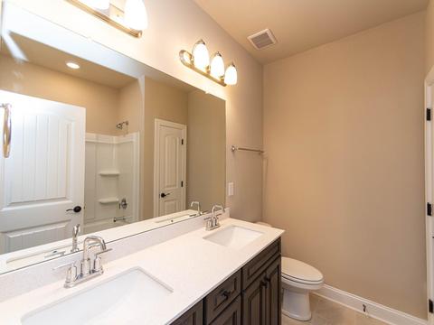 2110 Greasby Dr, Greer, SC 29650 photo 5