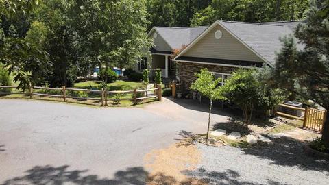 595 Braewick Rd, Tryon, NC 28782 photo 1