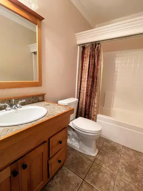 212 E Fairview Ave, Gaffney, SC 29340 photo 17