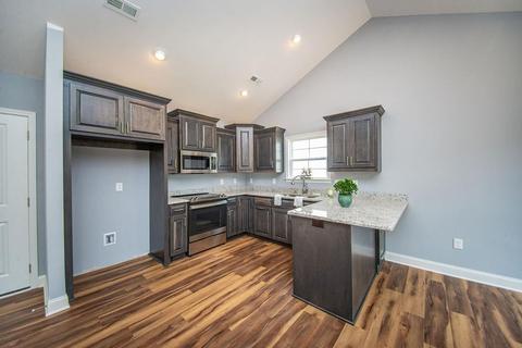 215 Ashton Dr, Moore, SC 29369 photo 7