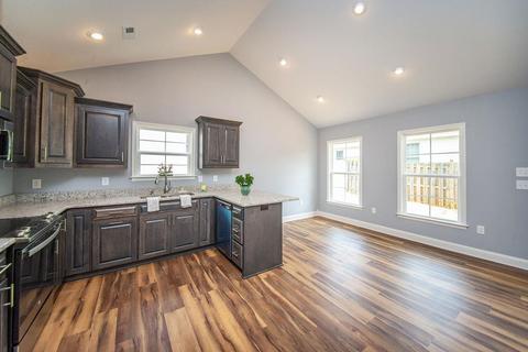 215 Ashton Dr, Moore, SC 29369 photo 8